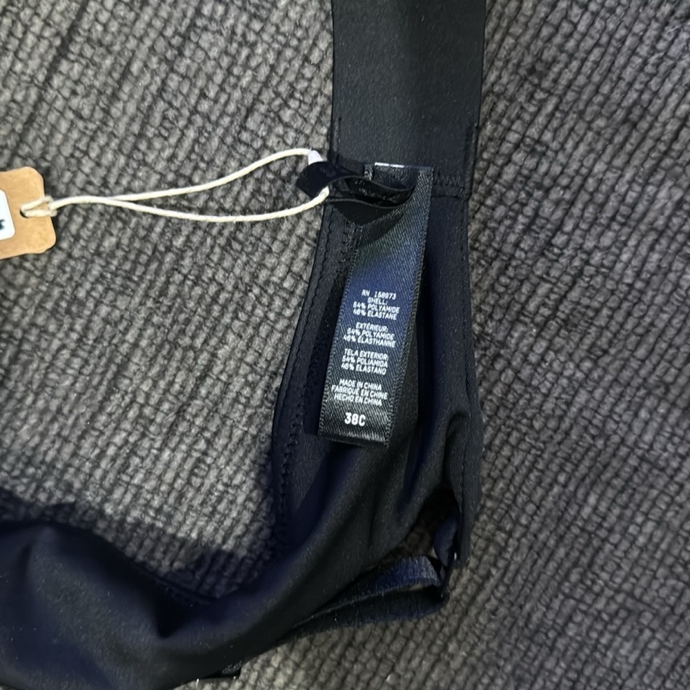 SKIMS Black Bra - Picture 3 of 5